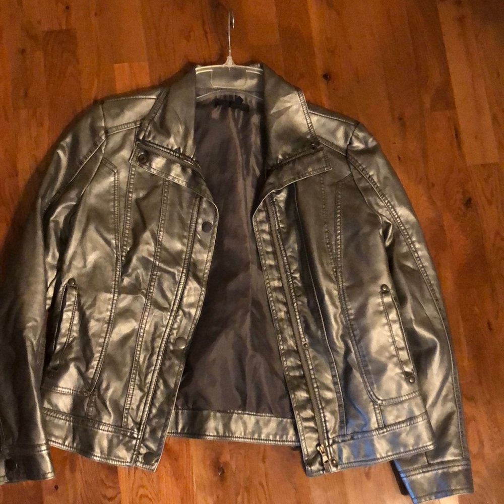 ! . Pewter color jacket.